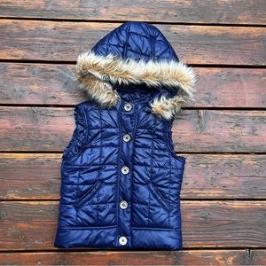JUSTICE NAVY HOODED PUFFER VEST  SIZE 6-7 NEW